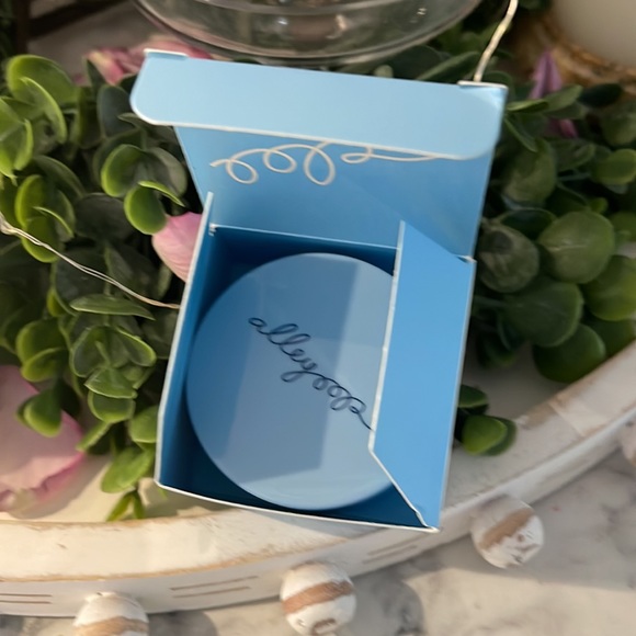 NIB/ALLEYOOP Swivel Stack the Odds palette in Sassy pants color. - Picture 7 of 9